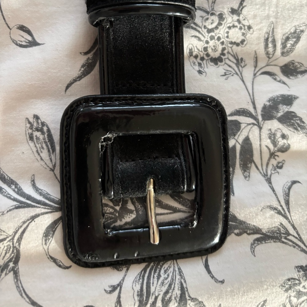 Banana republic leather Black Belt - Picture 3 of 5